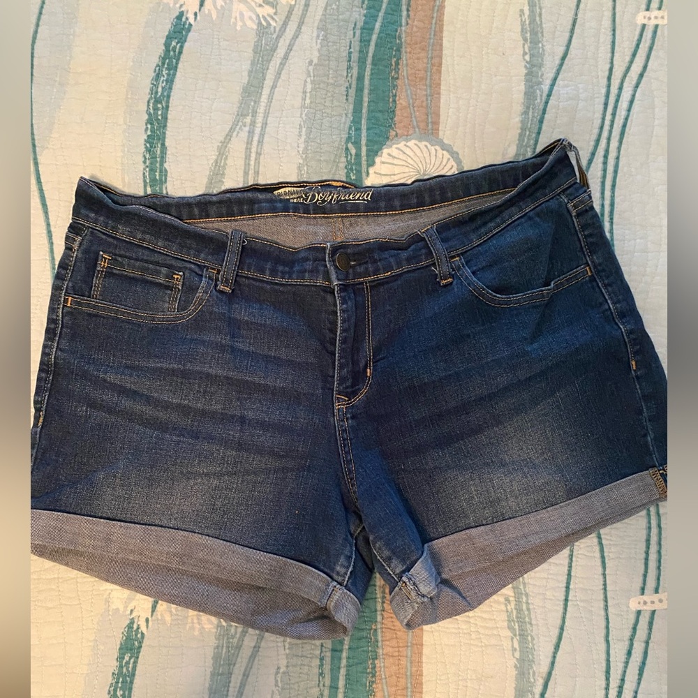Old Navy Boyfriend Denim Women's Shorts size 14